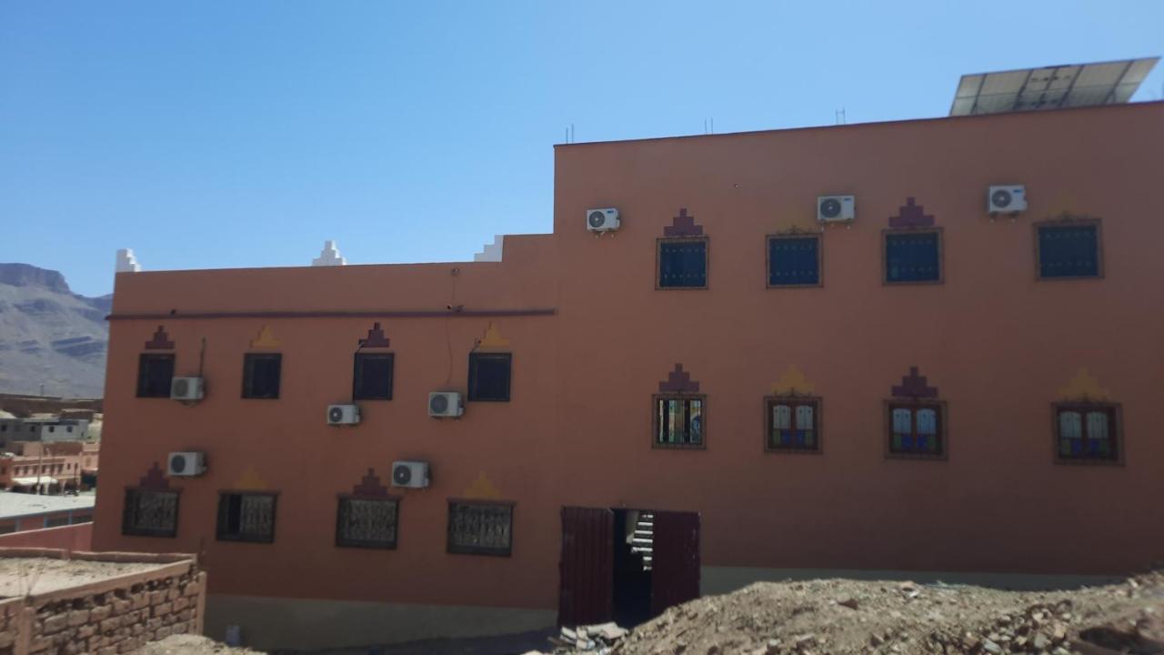 Dar Ilyana Hotel Ait Tiourhza Eksteriør billede