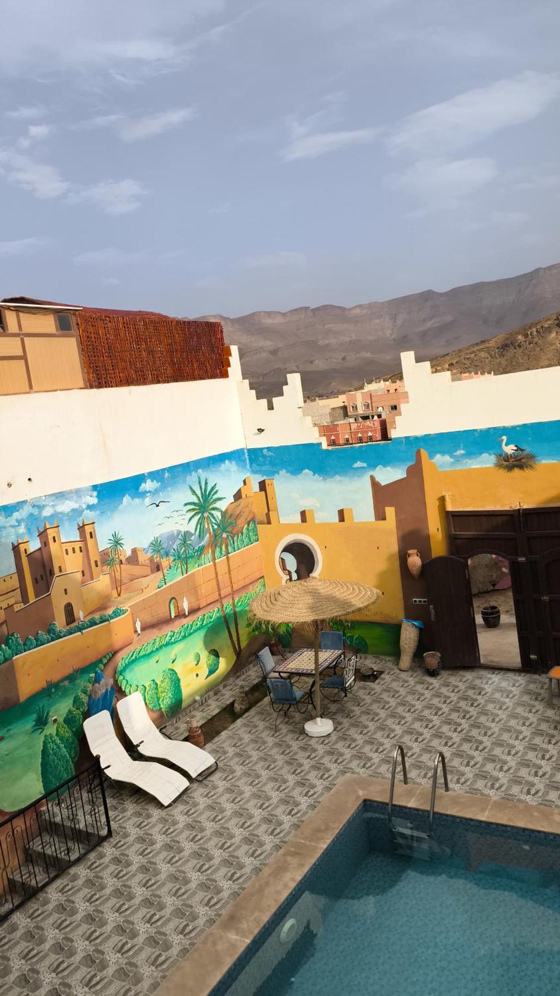 Dar Ilyana Hotel Ait Tiourhza Eksteriør billede